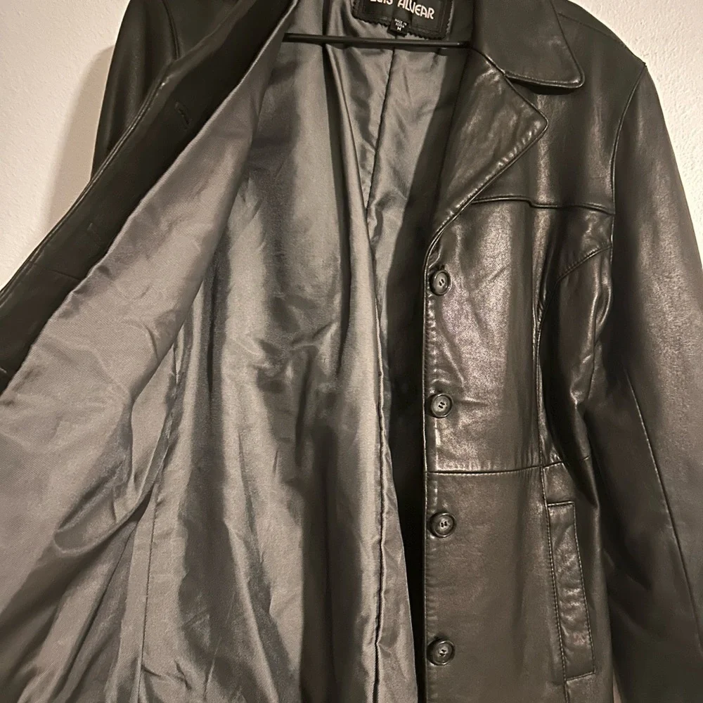 Luis Aviar Black Leather Jacket for Women - Picture 3 of 6